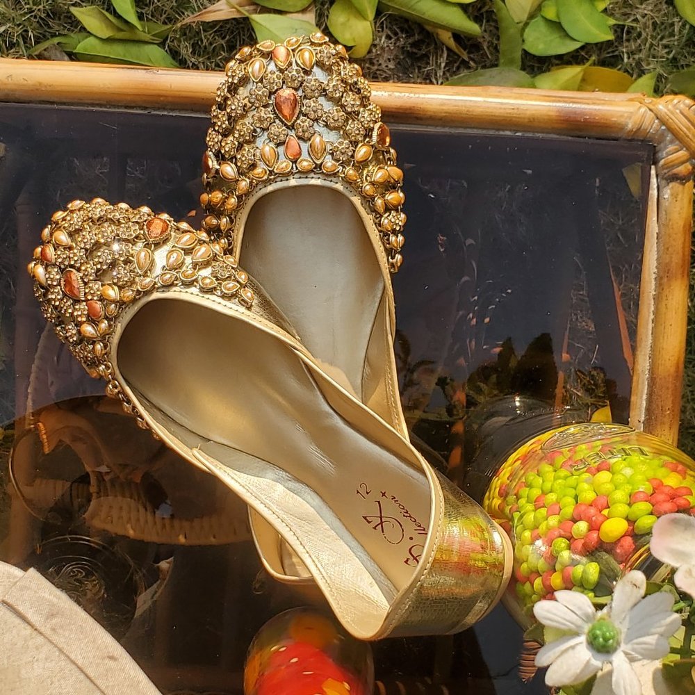 Champagne Beaded Punjabi Jutti, Bridal Mojari